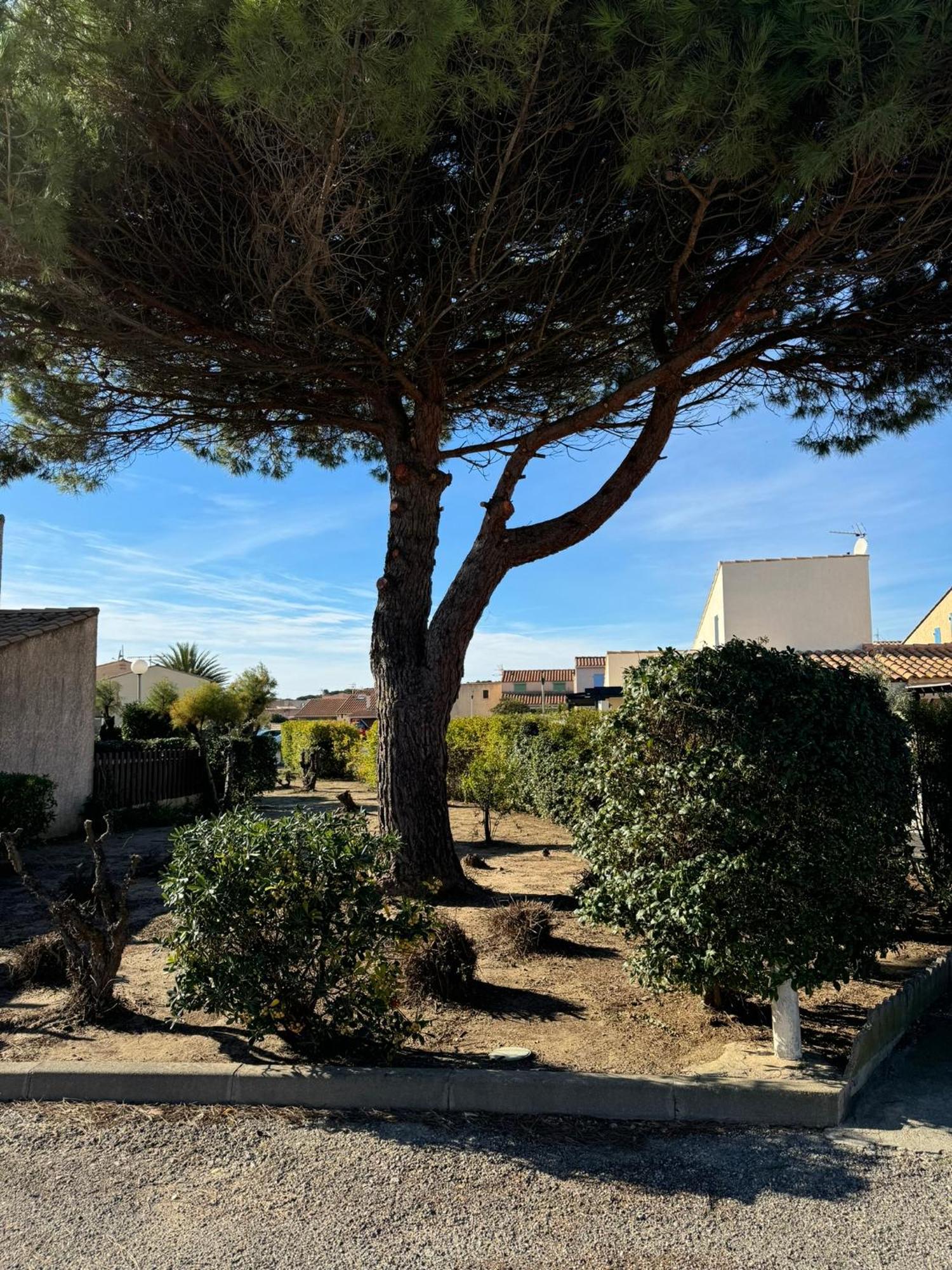 Maison Tout Confort, Bord De Mer Avec Parking Prive Груисан Екстериор снимка