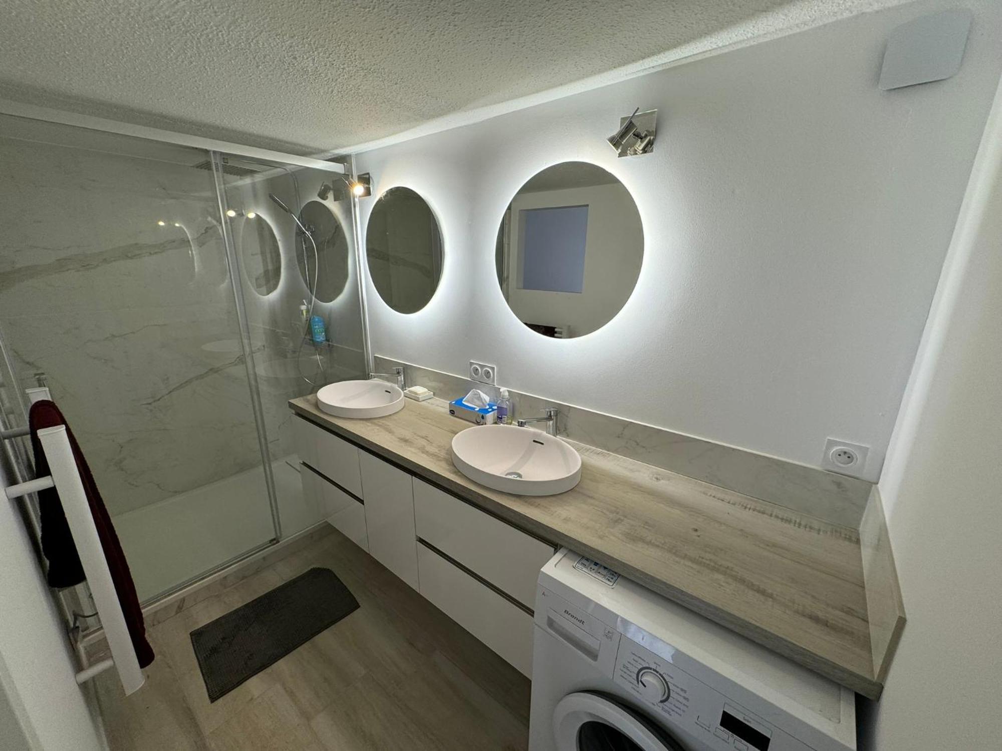 Maison Tout Confort, Bord De Mer Avec Parking Prive Груисан Екстериор снимка