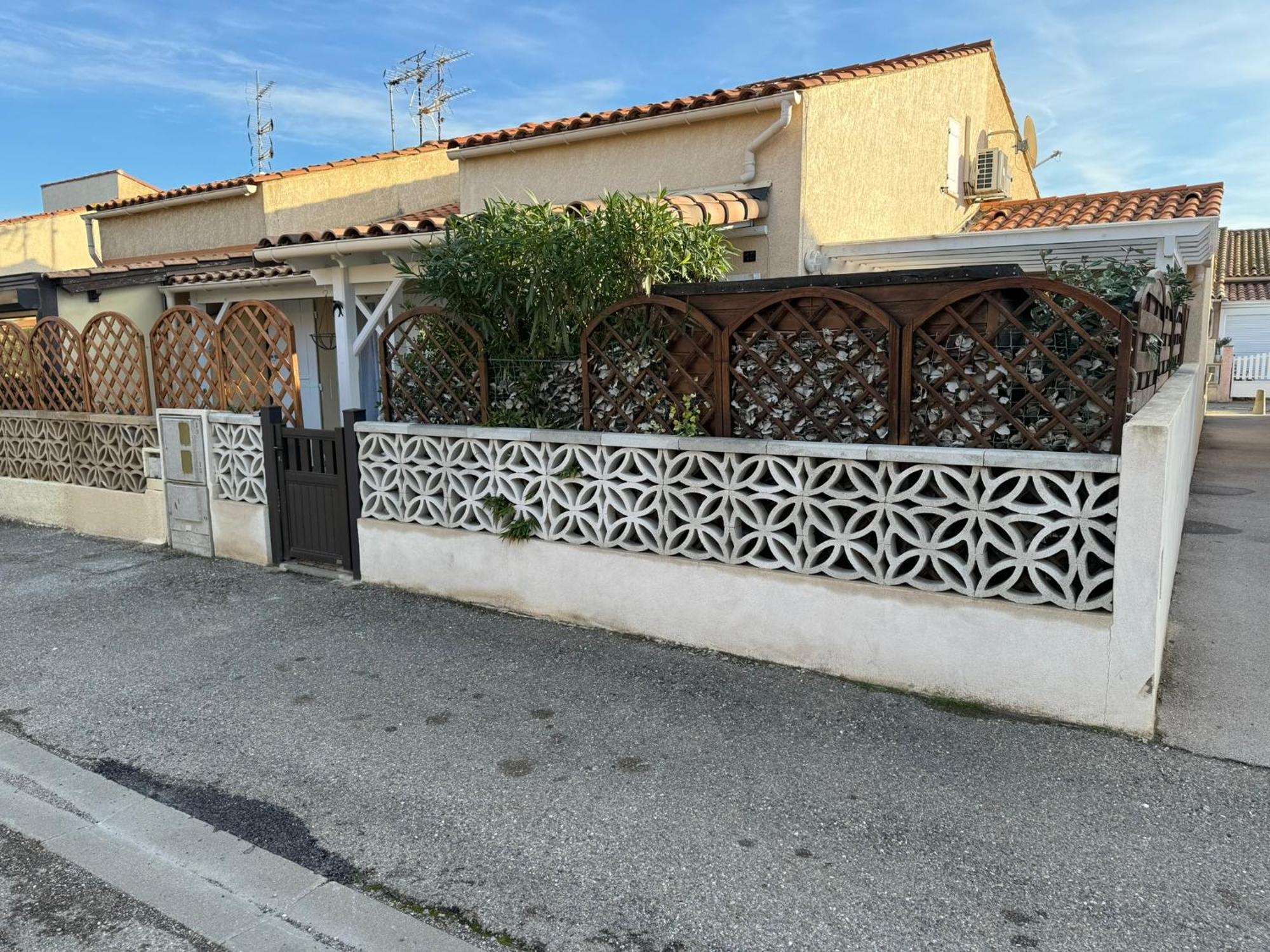 Maison Tout Confort, Bord De Mer Avec Parking Prive Груисан Екстериор снимка
