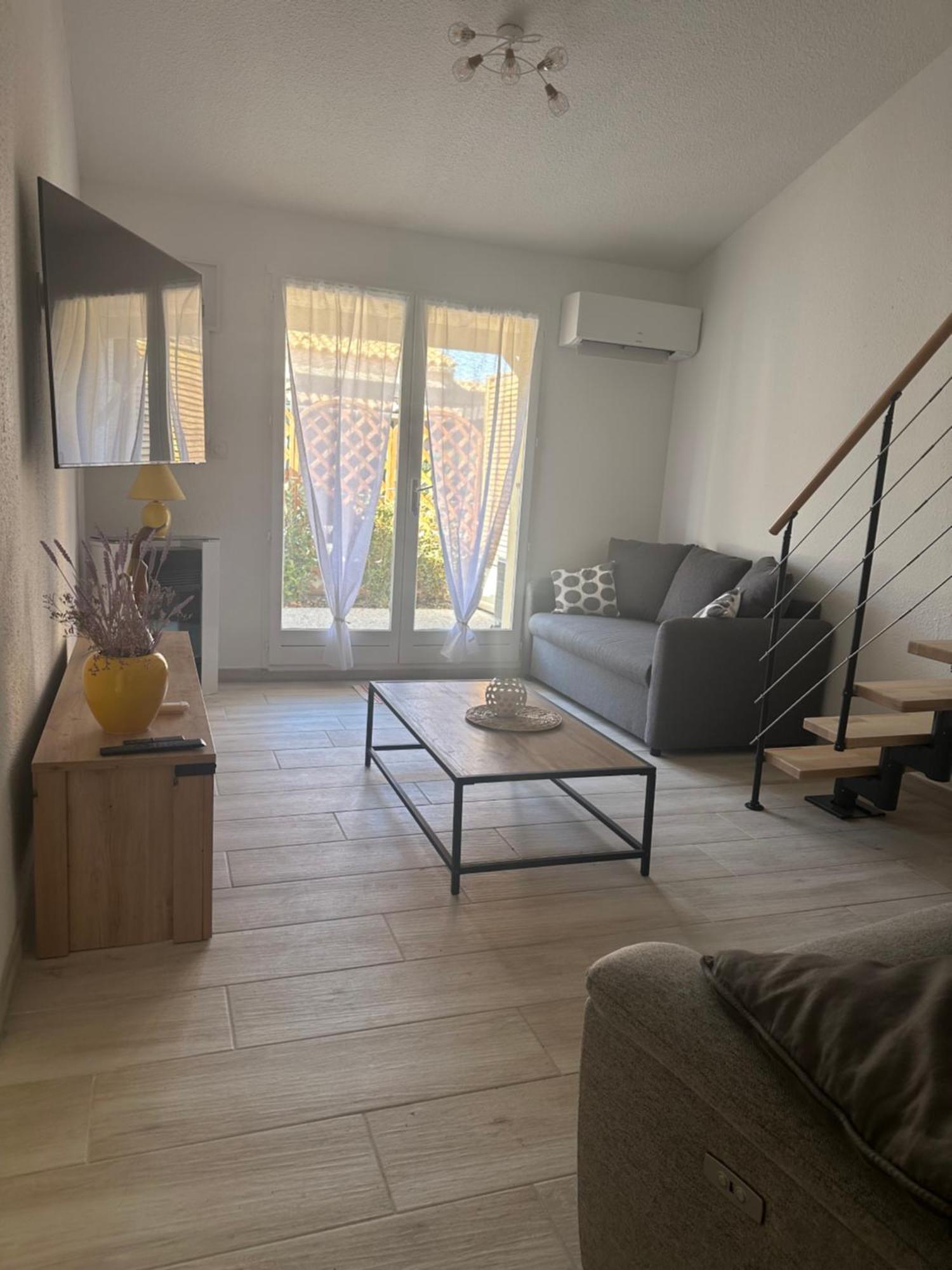 Maison Tout Confort, Bord De Mer Avec Parking Prive Груисан Екстериор снимка